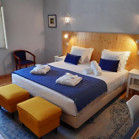 Aprahouseloule Guesthouse Buitenkant foto
