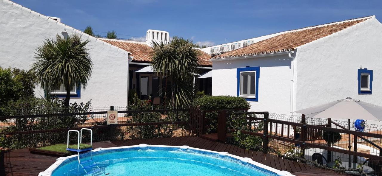 Aprahouseloule Guesthouse Buitenkant foto